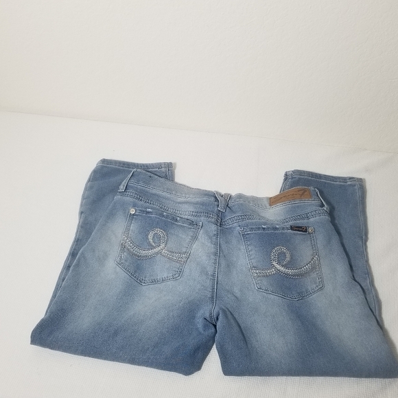 Seven Capri Girlfriend Jeggings - Picture 4 of 4